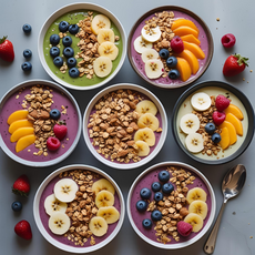 Granola-Topped Smoothie Bowl Round-Up!
