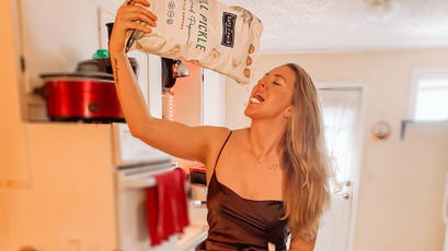 Snack Hacks to Keep You Full, Fueled, & Focused